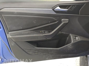 2022 Volkswagen Jetta SE – miniatura 9