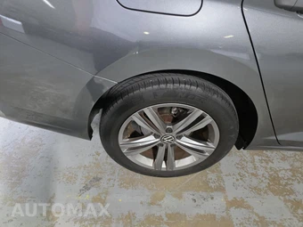 2022 Volkswagen Jetta SE - miniatura 24