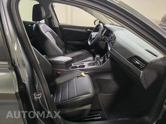 2022 Volkswagen Jetta SE - miniatura 4