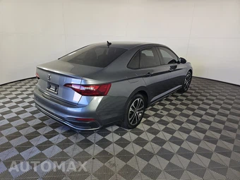 2022 Volkswagen Jetta Sport - miniatura 4