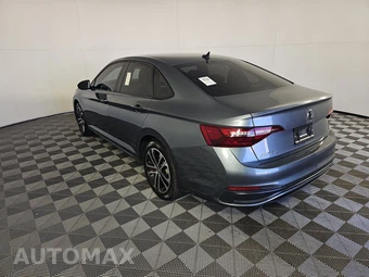 2022 Volkswagen Jetta Sport - miniatura 6