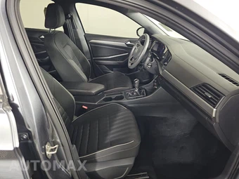 2022 Volkswagen Jetta Sport - miniatura 8