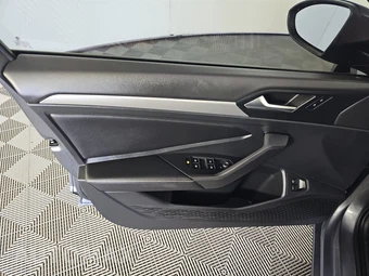 2022 Volkswagen Jetta Sport - miniatura 9