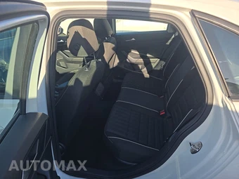 2022 Volkswagen Jetta Sport - miniatura 13