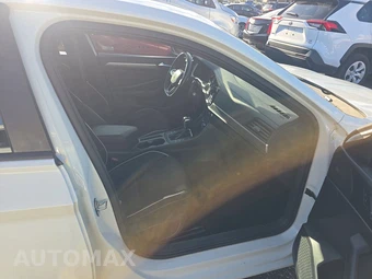 2022 Volkswagen Jetta Sport - miniatura 8