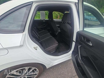 2022 Volkswagen Jetta Sport - miniatura 16