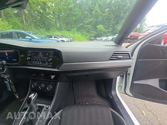 2022 Volkswagen Jetta Sport - miniatura 19