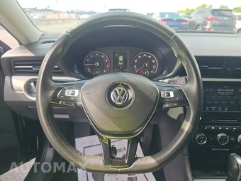 2022 Volkswagen Passat 2.0T SE - miniatura 10