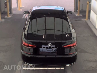 2022 Volkswagen Passat 2.0T SE - miniatura 5