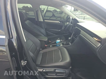 2022 Volkswagen Passat 2.0T SE - miniatura 8