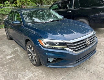 2022 Volkswagen Passat 2.0T SE - miniatura 3
