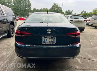 2022 Volkswagen Passat 2.0T SE - miniatura 6