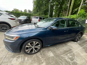 2022 Volkswagen Passat 2.0T SE - miniatura 8