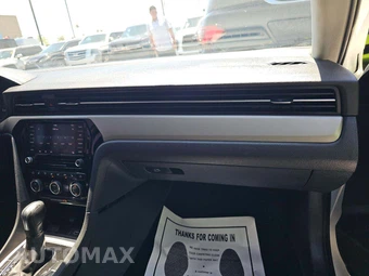 2022 Volkswagen Passat 2.0T SE - miniatura 18