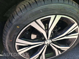 2022 Volkswagen Passat 2.0T SE - miniatura 28