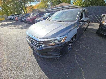 2022 Volkswagen Passat 2.0T SE