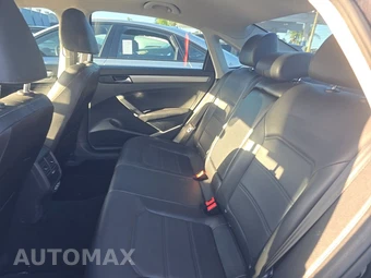 2022 Volkswagen Passat 2.0T SE - miniatura 13