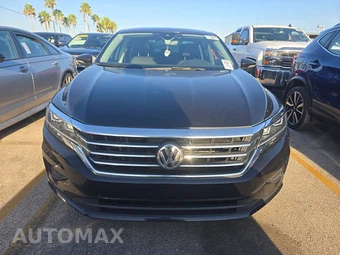 2022 Volkswagen Passat 2.0T SE - miniatura 2