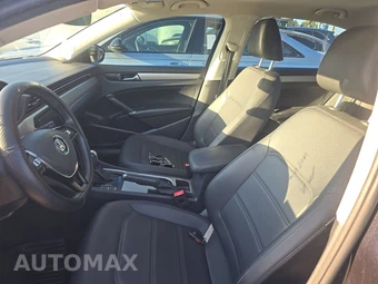 2022 Volkswagen Passat 2.0T SE - miniatura 7