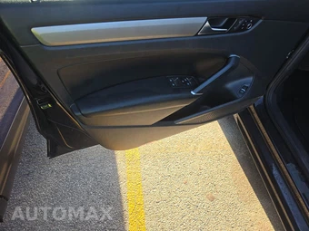 2022 Volkswagen Passat 2.0T SE - miniatura 9