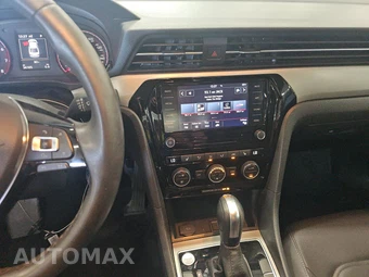 2022 Volkswagen Passat 2.0T SE - miniatura 11