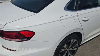 2022 Volkswagen Passat 2.0T SE - miniatura 27