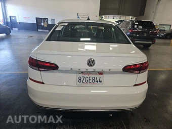 2022 Volkswagen Passat 2.0T SE - miniatura 5