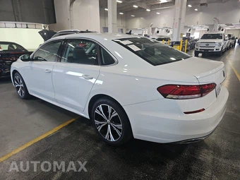 2022 Volkswagen Passat 2.0T SE - miniatura 6