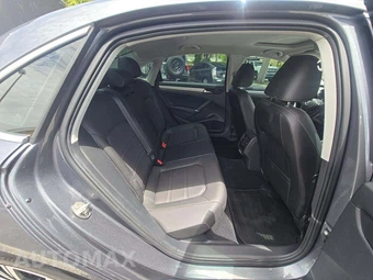 2022 Volkswagen Passat 2.0T SE - miniatura 13