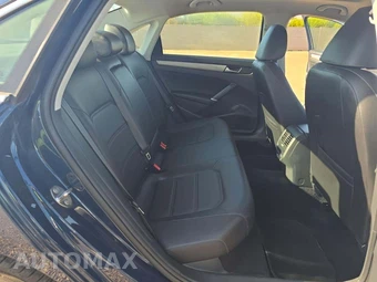 2022 Volkswagen Passat 2.0T SE - miniatura 16