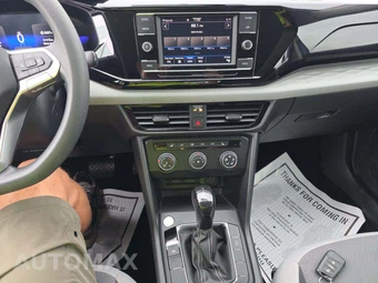 2022 Volkswagen Taos S - miniatura 10