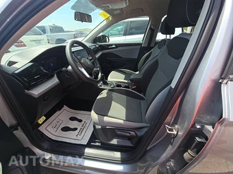 2022 Volkswagen Taos S - miniatura 7