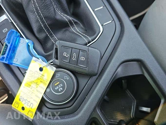 2022 Volkswagen Taos S - miniatura 8