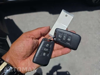 2022 Volkswagen Taos S – miniatura 8