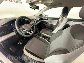 2022 Volkswagen Taos S - miniatura 16