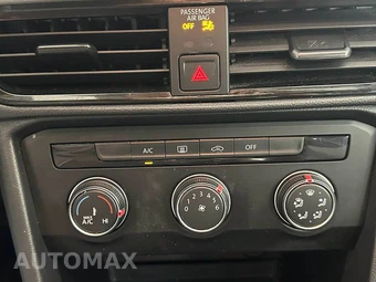 2022 Volkswagen Taos S - miniatura 30