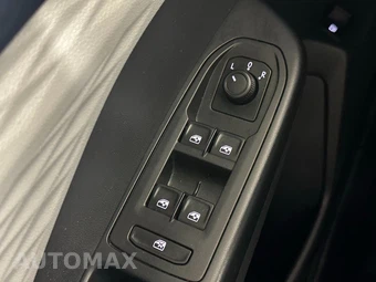 2022 Volkswagen Taos S - miniatura 34