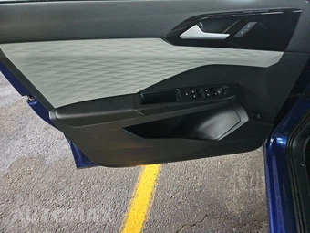2022 Volkswagen Taos S - miniatura 9