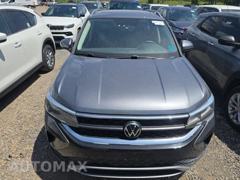 2022 Volkswagen Taos SE - miniatura 2
