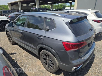 2022 Volkswagen Taos SE - miniatura 6