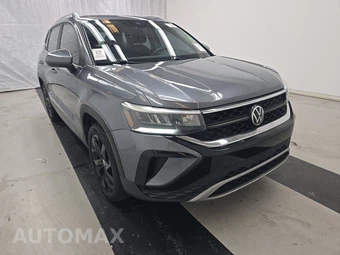 2022 Volkswagen Taos SE - miniatura 3