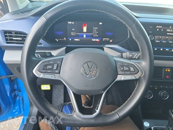 2022 Volkswagen Taos SE - miniatura 10