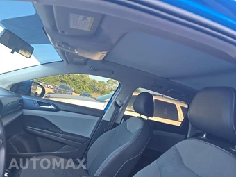 2022 Volkswagen Taos SE - miniatura 17