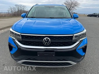 2022 Volkswagen Taos SE - miniatura 2