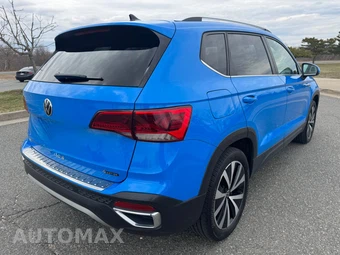 2022 Volkswagen Taos SE - miniatura 4