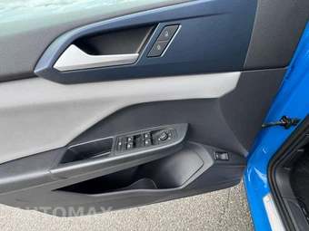 2022 Volkswagen Taos SE - miniatura 48
