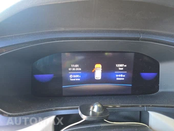 2022 Volkswagen Taos SE - miniatura 12