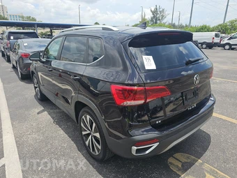 2022 Volkswagen Taos SE - miniatura 6