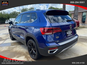 2022 Volkswagen Taos SE - miniatura 3