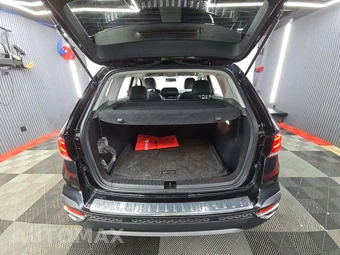 2022 Volkswagen Taos SE - miniatura 11